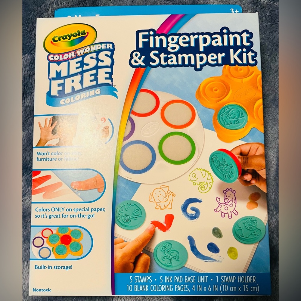 NWT Crayola Color Wonder Mess Fingerpaint & Stamp Kit